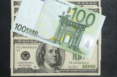 Billet 100 euro sur 100 dollars #1